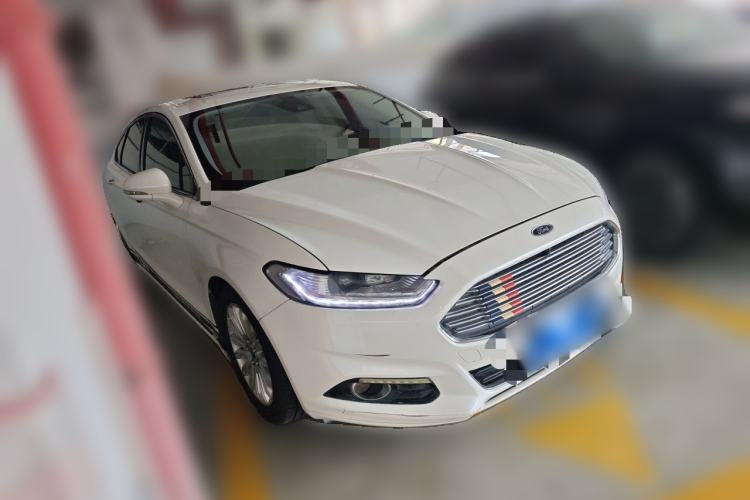 Used Ford Mondeo 2013 2.0L GTDi 200 Fashion Edition Front Right 45 Deg