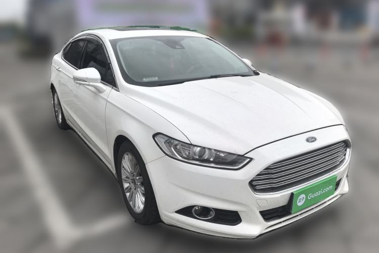 Used Ford Mondeo 2013 2.0L GTDi 200 Fashion Edition Front Right 45 Deg