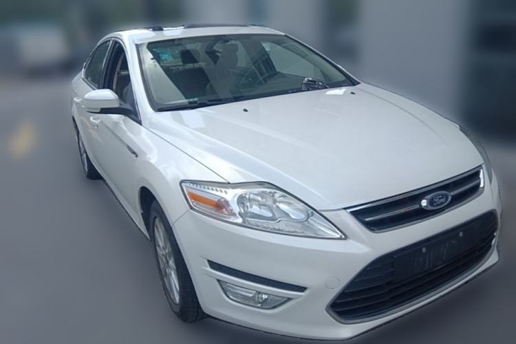 Used Ford Mondeo 2013 2.3L Fashion Edition Front Right 45 Deg