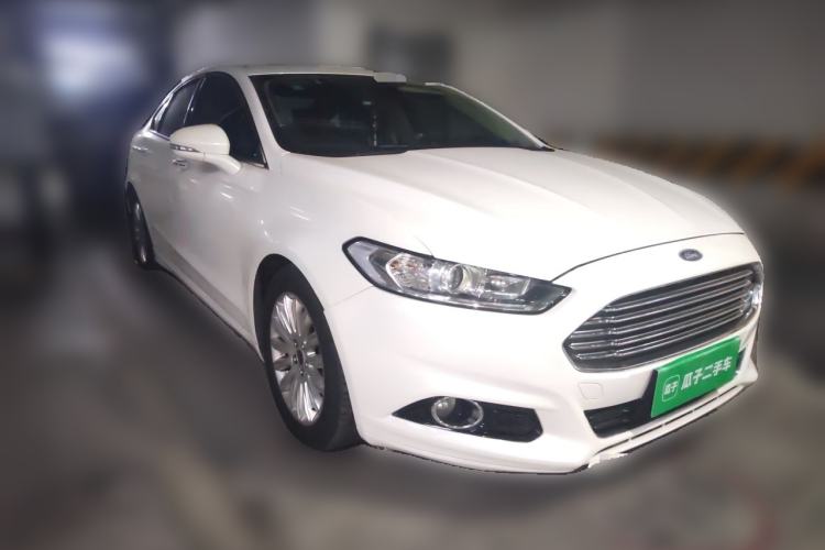 Used Ford Mondeo 2013 2.0L GTDi 200 Fashion Edition Front Right 45 Deg