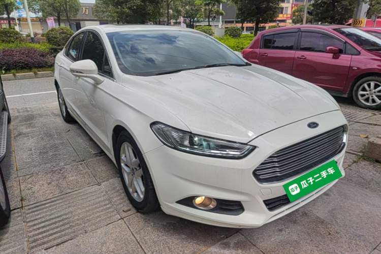 Used Ford Mondeo 2013 1.5L GTDi180 Fashion Edition Front Right 45 Deg