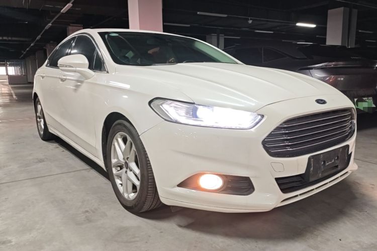 Used Ford Mondeo 2013 1.5L GTDi180 Fashion Edition Front Right 45 Deg