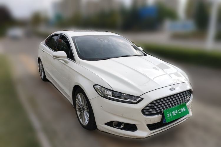 Used Ford Mondeo 2013 2.0L GTDi240 Flagship Edition Front Right 45 Deg