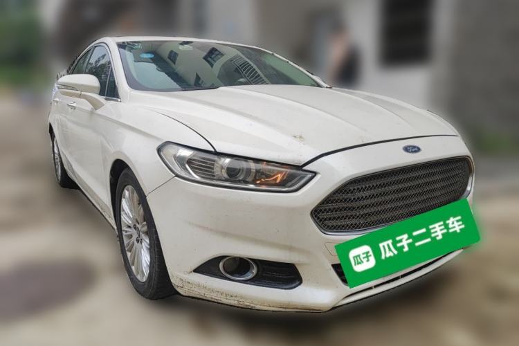 Used Ford Mondeo 2013 2.0L GTDi 200 Fashion Edition Front Right 45 Deg