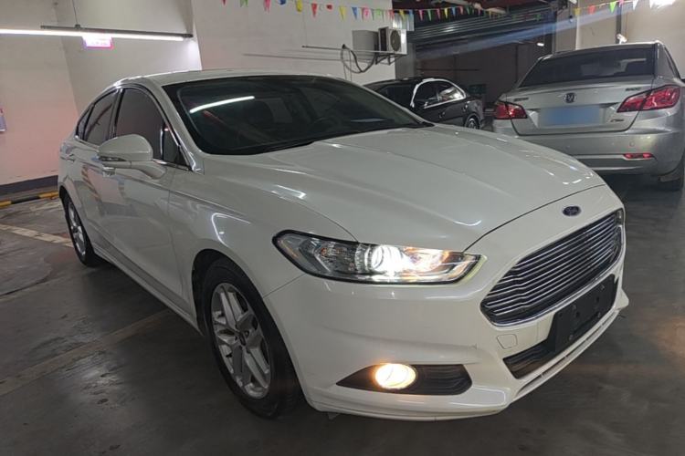 Used Ford Mondeo 2013 1.5L GTDi180 Fashion Edition Front Right 45 Deg