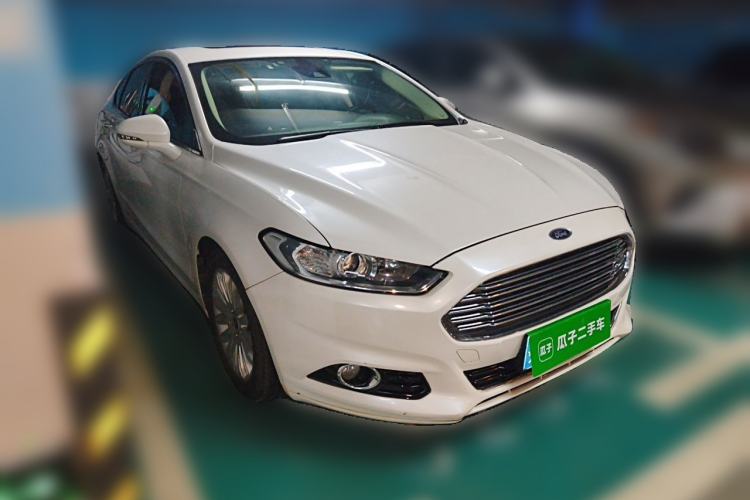 Used Ford Mondeo 2013 2.0L GTDi 200 Fashion Edition Front Right 45 Deg