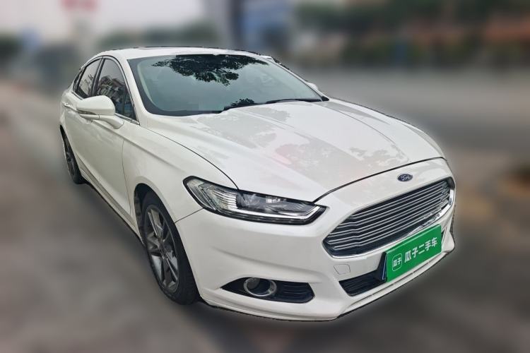 Used Ford Mondeo 2013 2.0L GTDi240 Luxury Sport Model Front Right 45 Deg