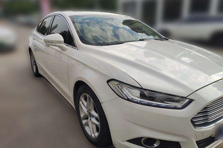 Used Ford Mondeo 2013 1.5L GTDi180 Fashion Edition Front Right 45 Deg