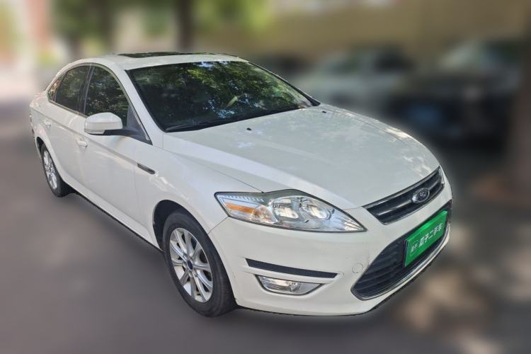 Used Ford Mondeo 2013 2.3L Fashion Edition Front Right 45 Deg