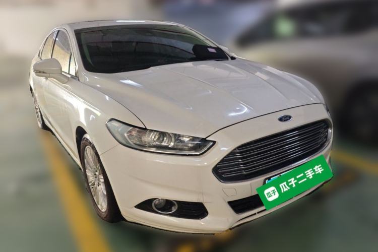 Used Ford Mondeo 2013 2.0L GTDi 200 Fashion Edition Front Right 45 Deg
