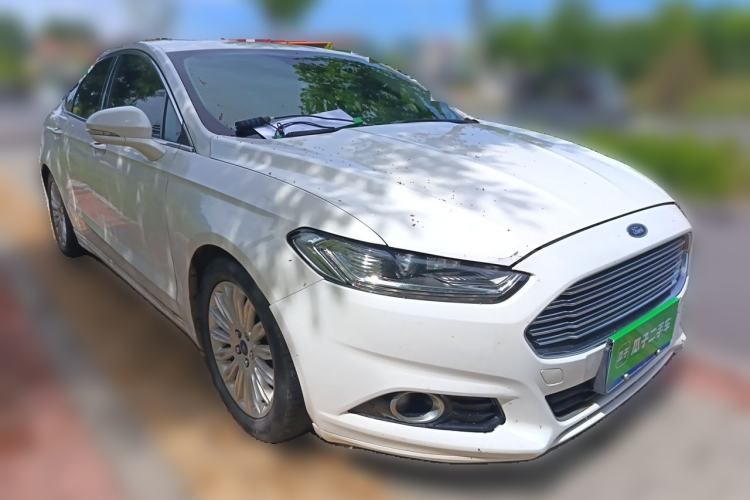 Used Ford Mondeo 2013 2.0L GTDi240 Luxury Sport Model Front Right 45 Deg