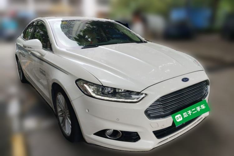 Used Ford Mondeo 2013 2.0L GTDi240 Flagship Edition Front Right 45 Deg