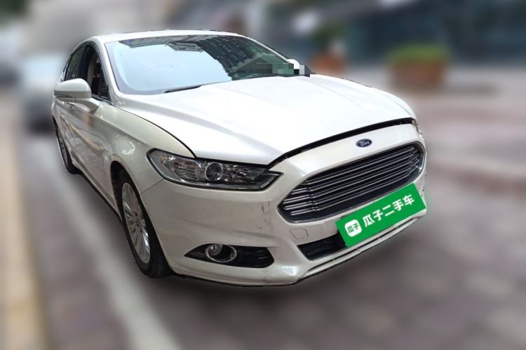 Used Ford Mondeo 2013 2.0L GTDi 200 Fashion Edition Front Right 45 Deg