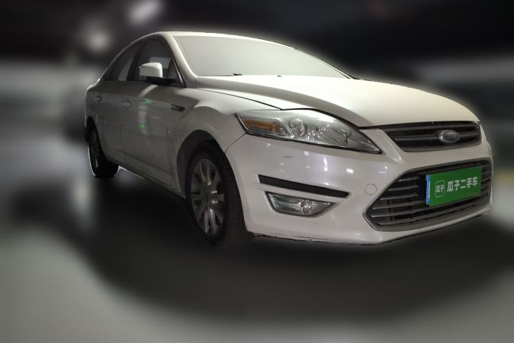 Used Ford Mondeo 2013 2.3L Fashion Edition Front Right 45 Deg