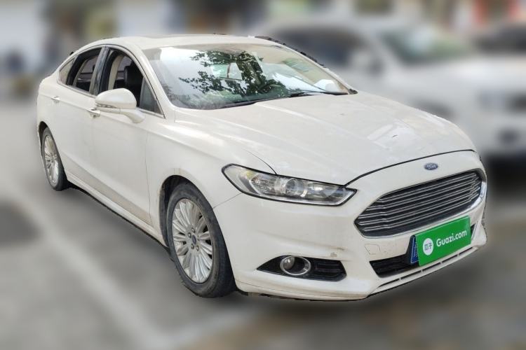 Used Ford Mondeo 2013 2.0L GTDi 200 Fashion Edition Front Right 45 Deg