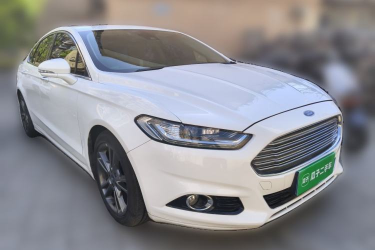 Used Ford Mondeo 2013 2.0L GTDi240 Luxury Sport Model Front Right 45 Deg