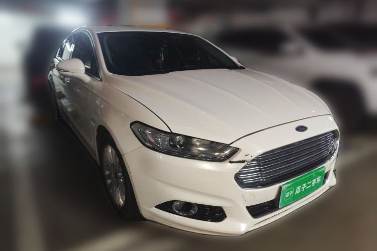 Used Ford Mondeo 2013 2.0L GTDi 200 Fashion Edition Front Right 45 Deg