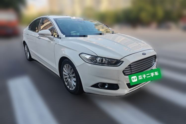 Used Ford Mondeo 2013 2.0L GTDi 200 Fashion Edition Front Right 45 Deg