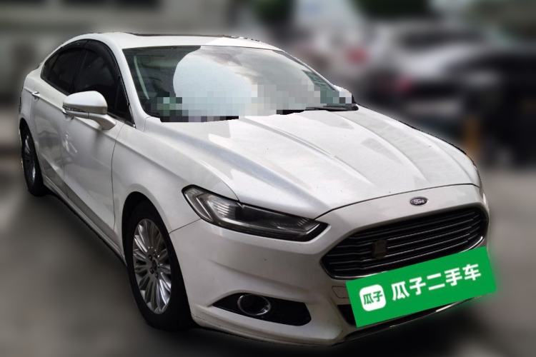 Used Ford Mondeo 2013 2.0L GTDi 200 Fashion Edition Front Right 45 Deg