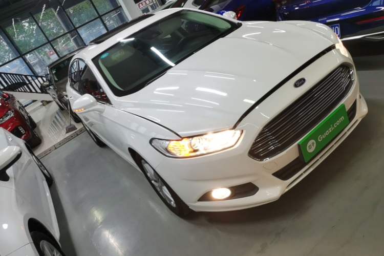 Used Ford Mondeo 2013 1.5L GTDi180 Fashion Edition Front Right 45 Deg