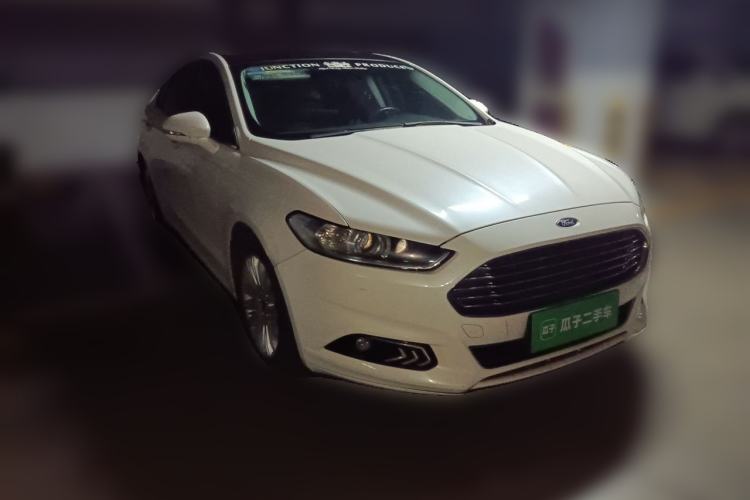 Used Ford Mondeo 2013 2.0L GTDi 200 Fashion Edition Front Right 45 Deg