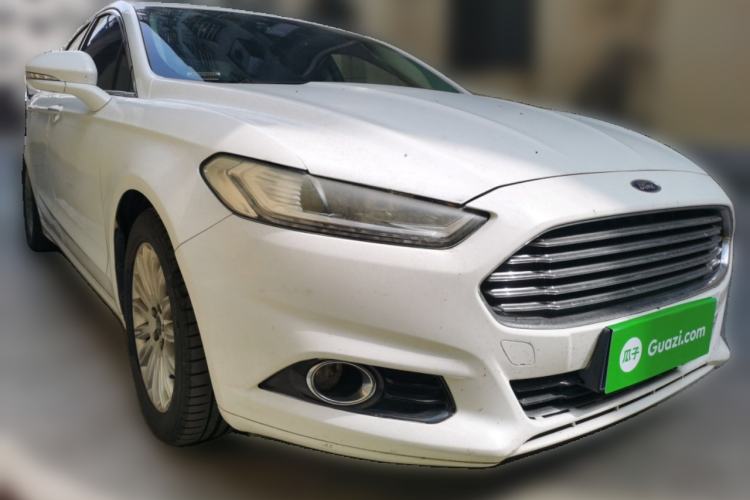 Used Ford Mondeo 2013 2.0L GTDi 200 Fashion Edition Front Right 45 Deg