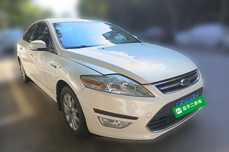 Used Ford Mondeo 2013 2.3L Fashion Edition Front Right 45 Deg