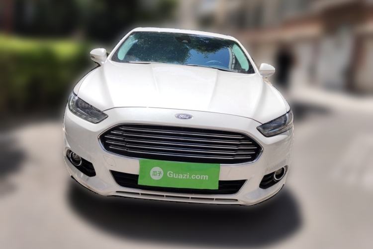 Used Ford Mondeo 2013 2.0L GTDi 200 Luxury Model Front