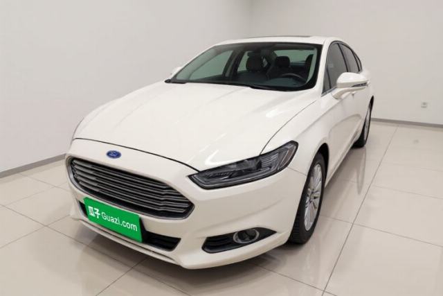Ojetý Ford Mondeo 2013 2.0L GTDi 200 Luxury Model