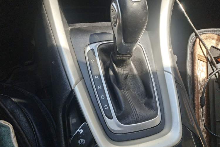 Used Ford Mondeo 2013 1.5L GTDi180 Fashion Edition Gear Lever