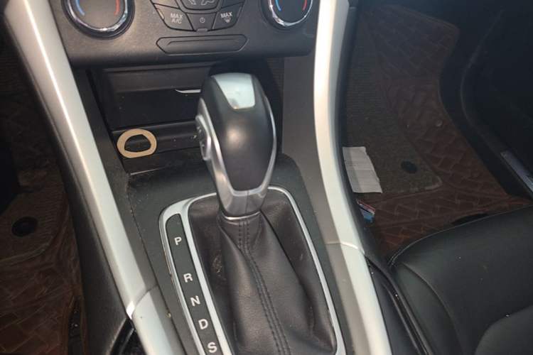Used Ford Mondeo 2013 1.5L GTDi180 Fashion Edition Gear Lever
