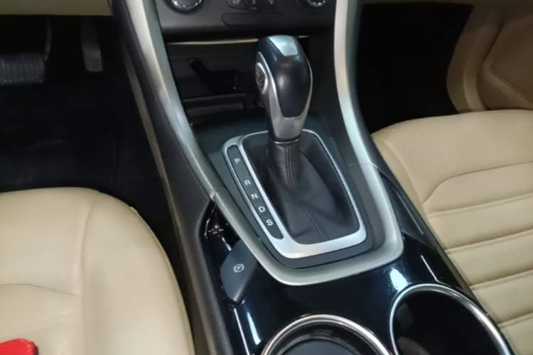 Used Ford Mondeo 2013 1.5L GTDi180 Fashion Edition Gear Lever