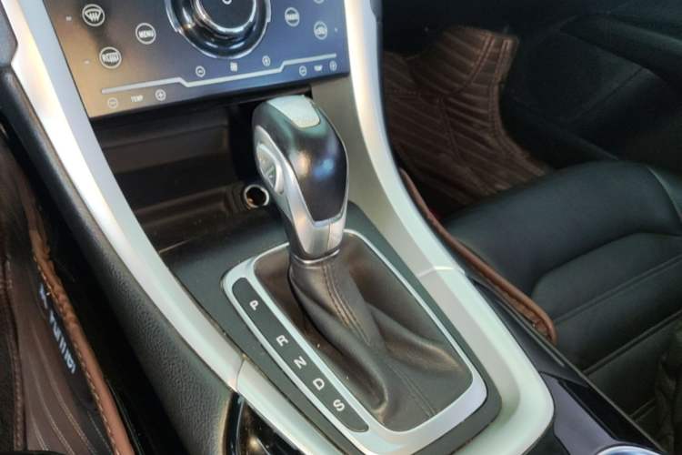 Used Ford Mondeo 2013 1.5L GTDi180 Fashion Edition Gear Lever