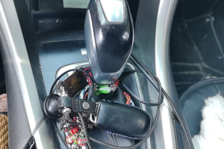 Used Ford Mondeo 2013 2.0L GTDi 200 Luxury Model Gear Lever