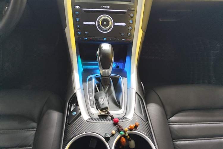 Used Ford Mondeo 2013 1.5L GTDi180 Fashion Edition Gear Lever