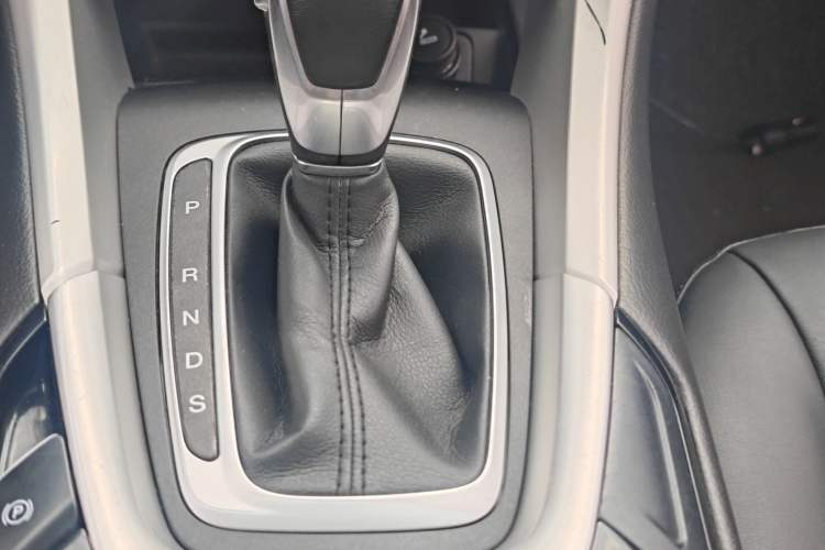Used Ford Mondeo 2013 1.5L GTDi180 Fashion Edition Gear Lever