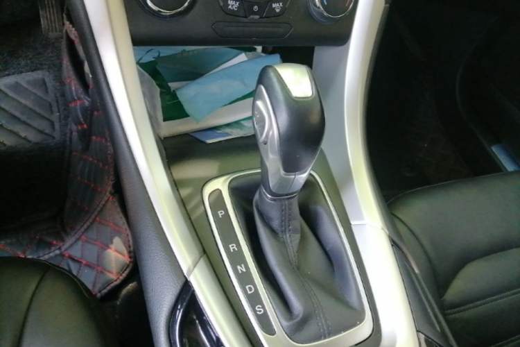 Used Ford Mondeo 2013 1.5L GTDi180 Fashion Edition Gear Lever