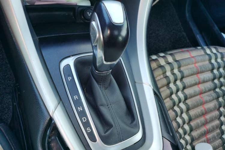 Used Ford Mondeo 2013 1.5L GTDi180 Fashion Edition Gear Lever