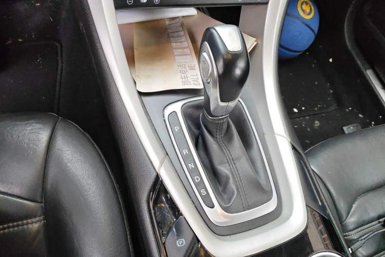 Used Ford Mondeo 2013 1.5L GTDi180 Fashion Edition Gear Lever