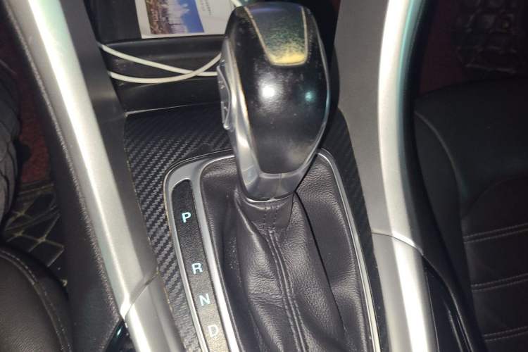 Used Ford Mondeo 2013 1.5L GTDi180 Fashion Edition Gear Lever