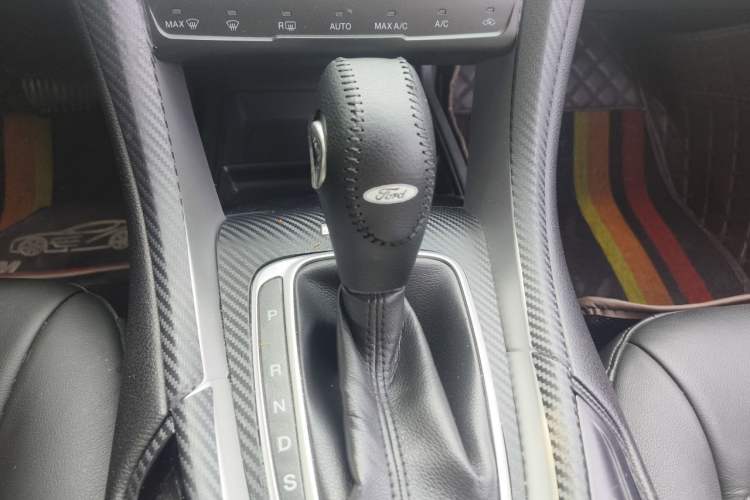 Used Ford Mondeo 2013 1.5L GTDi180 Fashion Edition Gear Lever