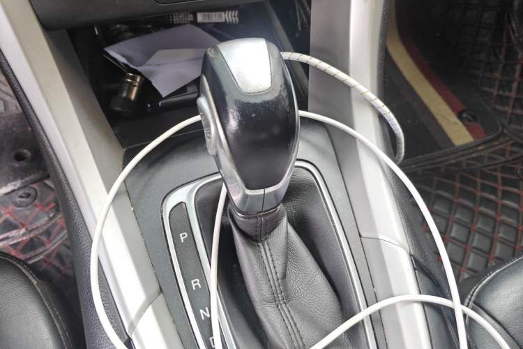 Used Ford Mondeo 2013 1.5L GTDi180 Fashion Edition Gear Lever