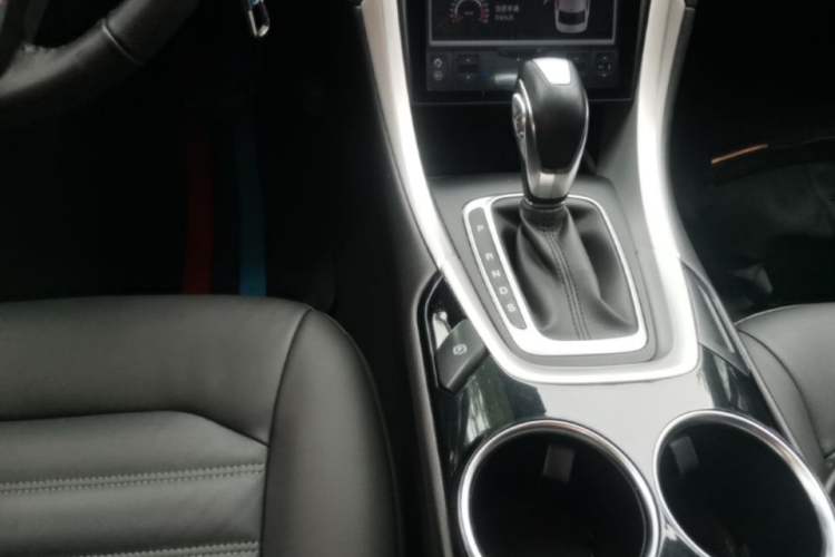 Used Ford Mondeo 2013 1.5L GTDi180 Fashion Edition Gear Lever