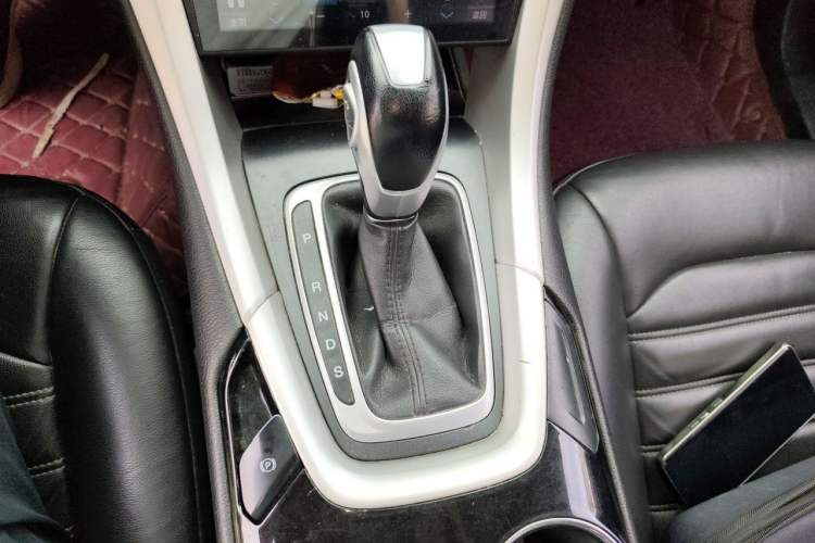 Used Ford Mondeo 2013 1.5L GTDi180 Fashion Edition Gear Lever