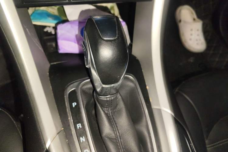Used Ford Mondeo 2013 1.5L GTDi180 Fashion Edition Gear Lever