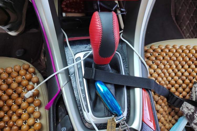 Used Ford Mondeo 2013 2.0L GTDi 200 Fashion Edition Gear Lever