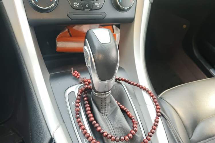 Used Ford Mondeo 2013 1.5L GTDi180 Fashion Edition Gear Lever