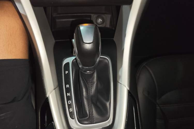 Used Ford Mondeo 2013 1.5L GTDi180 Fashion Edition Gear Lever