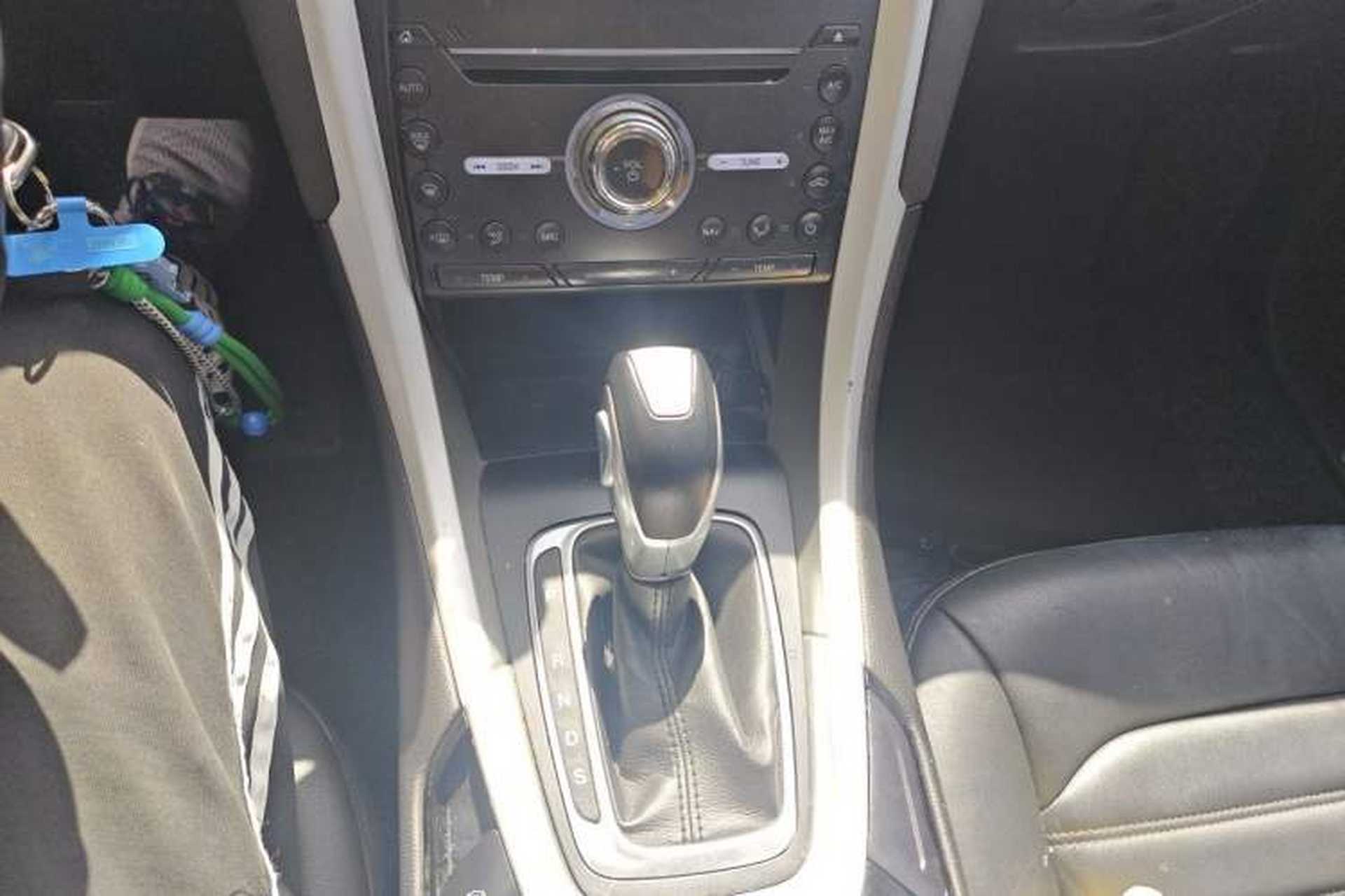 Used Ford Mondeo 2013 1.5L GTDi180 Fashion Edition Gear Lever