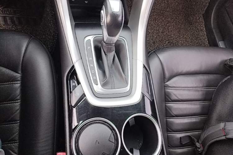 Used Ford Mondeo 2013 1.5L GTDi180 Fashion Edition Gear Lever